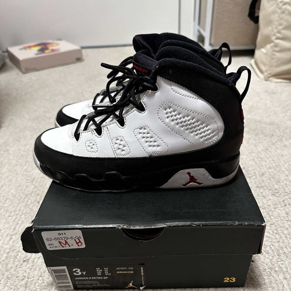 Jordan retro 9